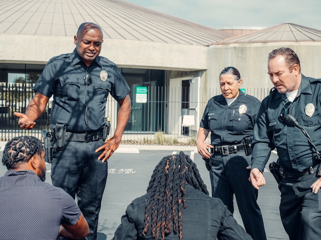 suspects speaking to police without a lawyer