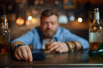 man in bar with car keys dui case
