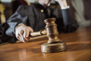 judge banging gavel